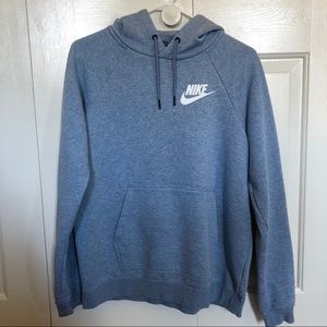 Women’s Nike Sweatshirt Medium